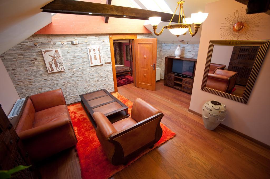 Palac Saturna Czeladz Room photo